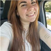 Profesora de inglés de Primaria y ESO para reforzar el idioma